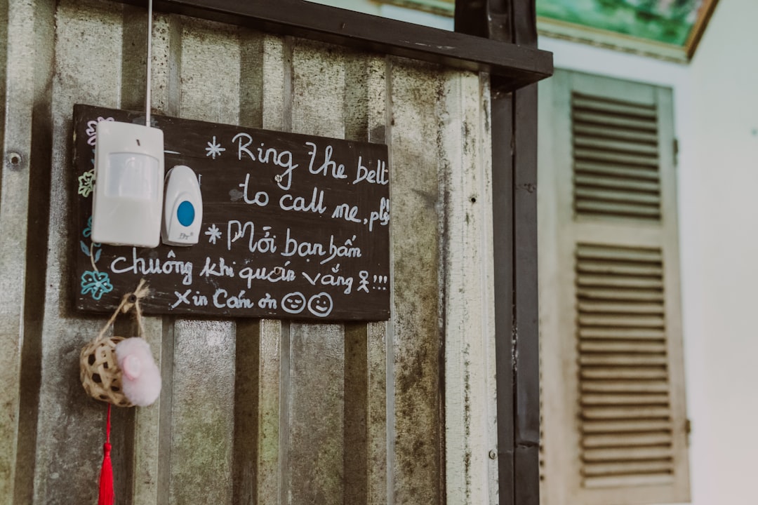 training dog to be calm when doorbell rings